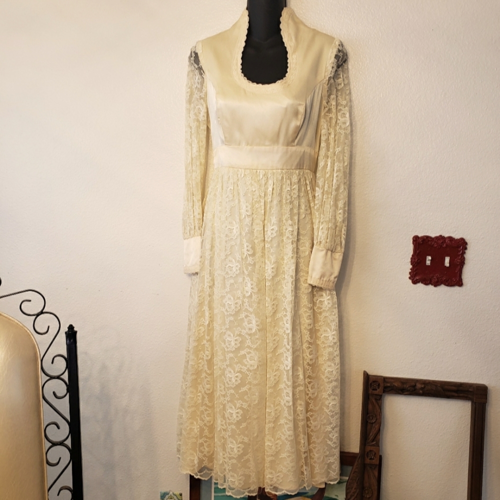 Vintage Gunne Sax dress satin lace